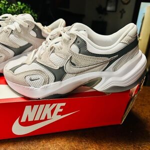 Nike AL8 women’s' White and Black Sneakers